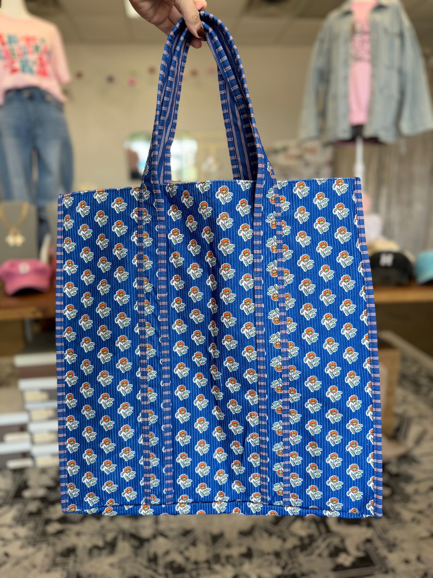 Vera Tote