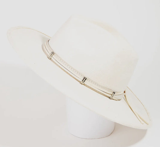 Ava Hat