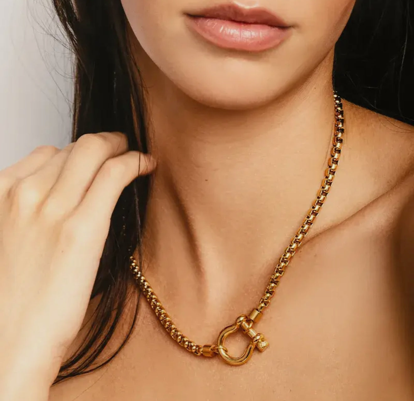 Chunky Buckle Necklace