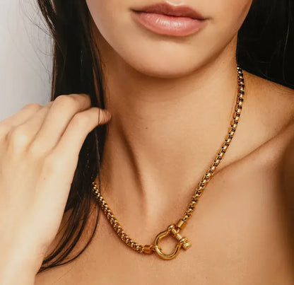 Chunky Buckle Necklace