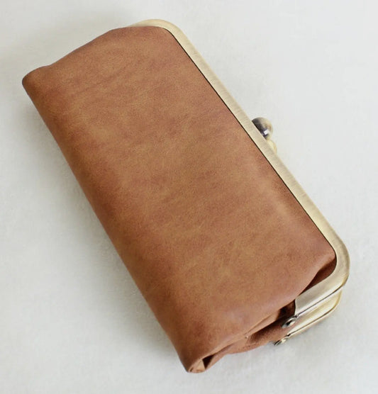 Kiss Lock Clutch