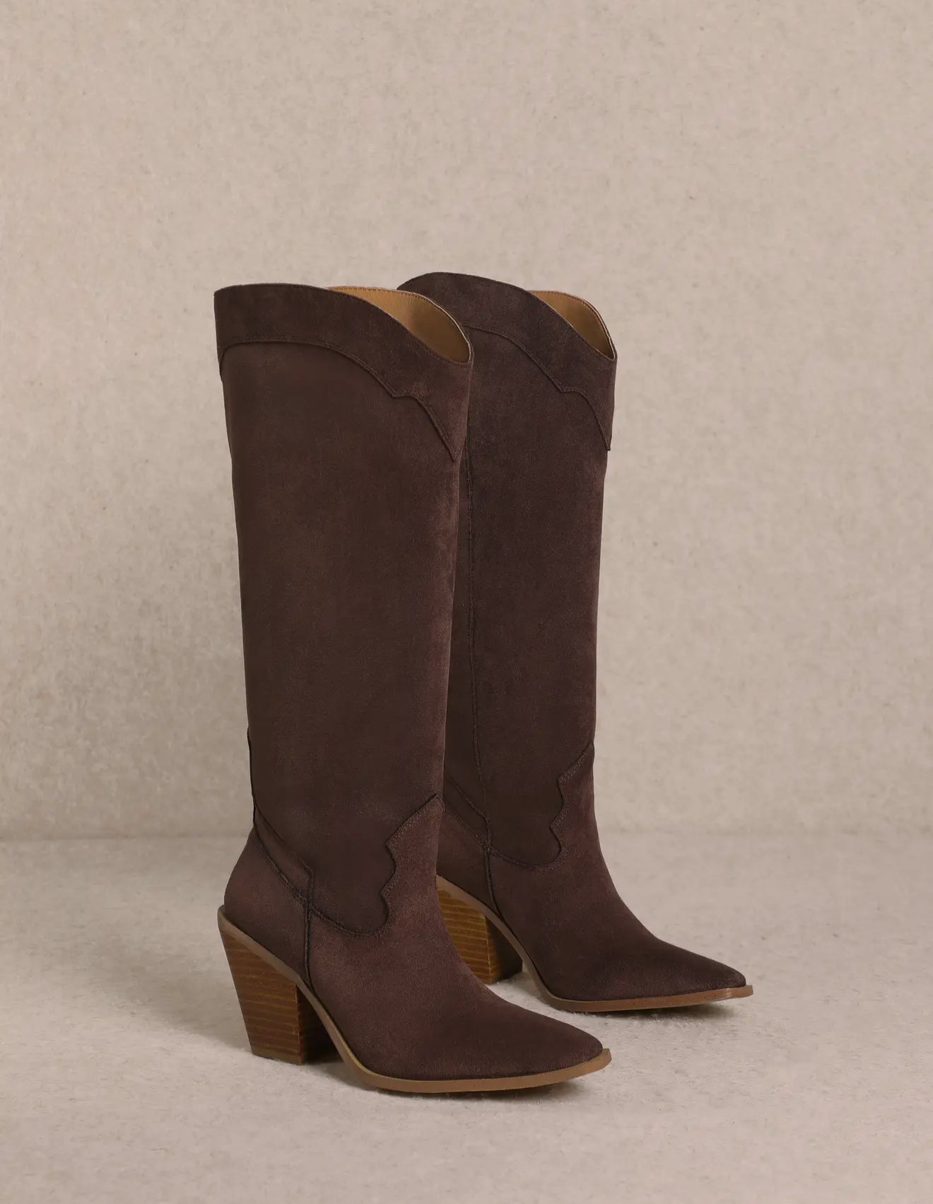Classy Suede Cowgirl Boots