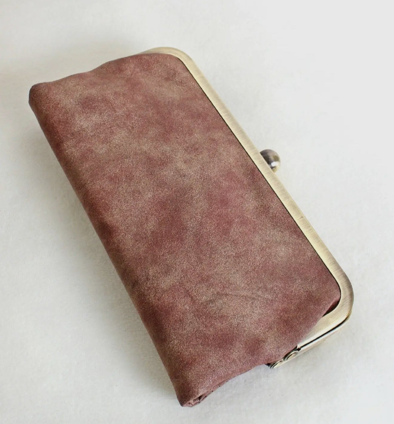 Kiss Lock Clutch