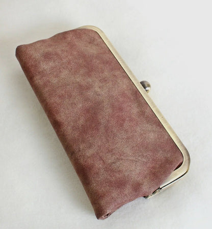 Kiss Lock Clutch